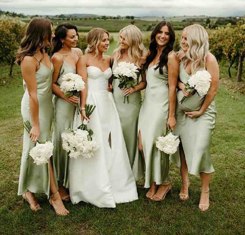 Trend Warna Baju Bridesmaid yang Bagus Sesuai Konsep Pernikahan
